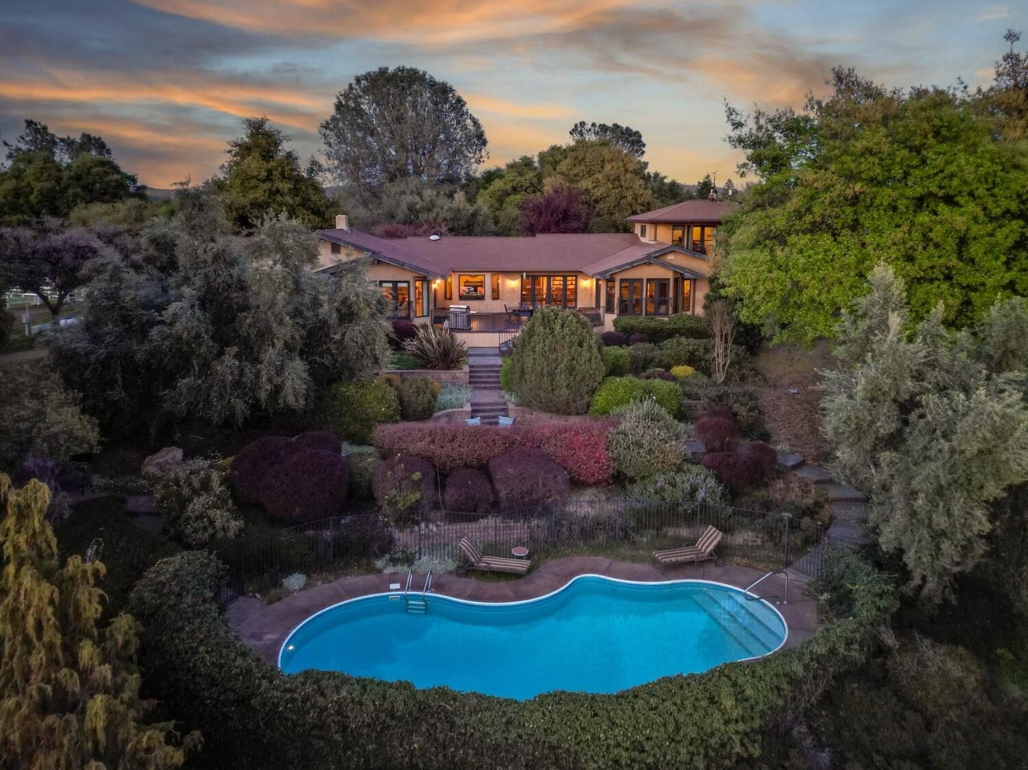 Property Photo: 19271 Iron Mountain Drive CA 95949