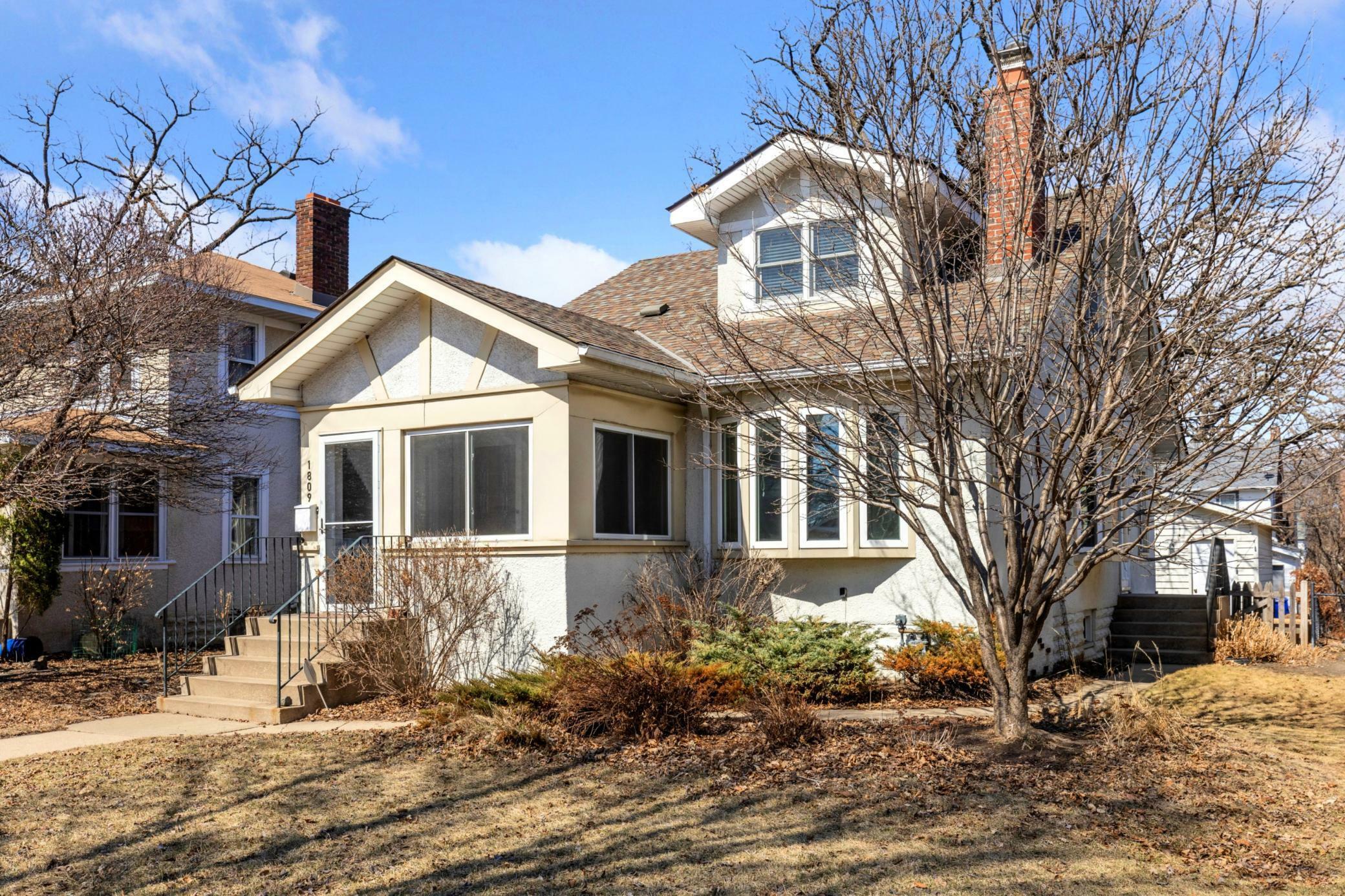 Property Photo: 1809 Jefferson Avenue MN 55105