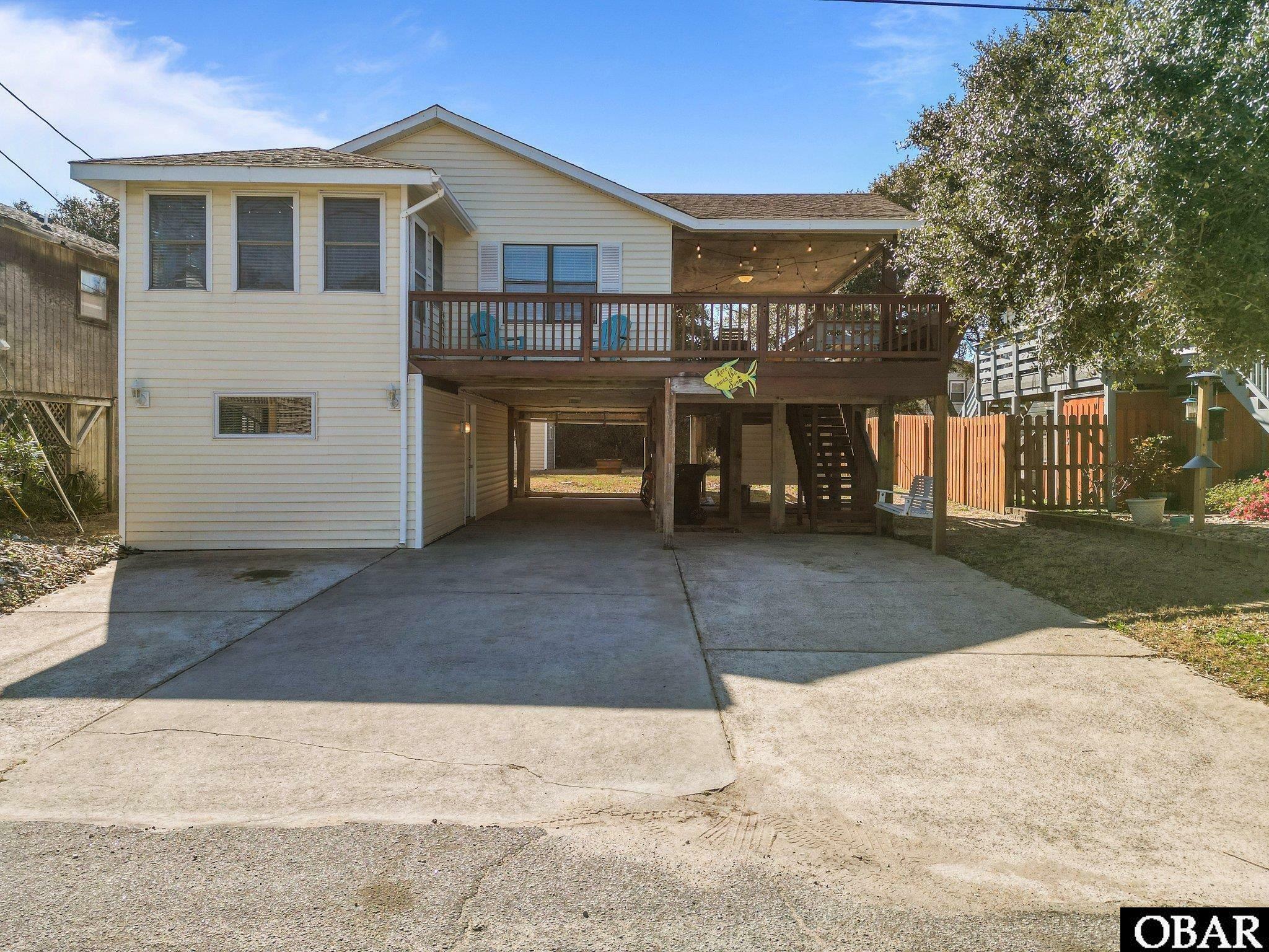 805 W Durham Street  Kill Devil Hills NC 27948 photo