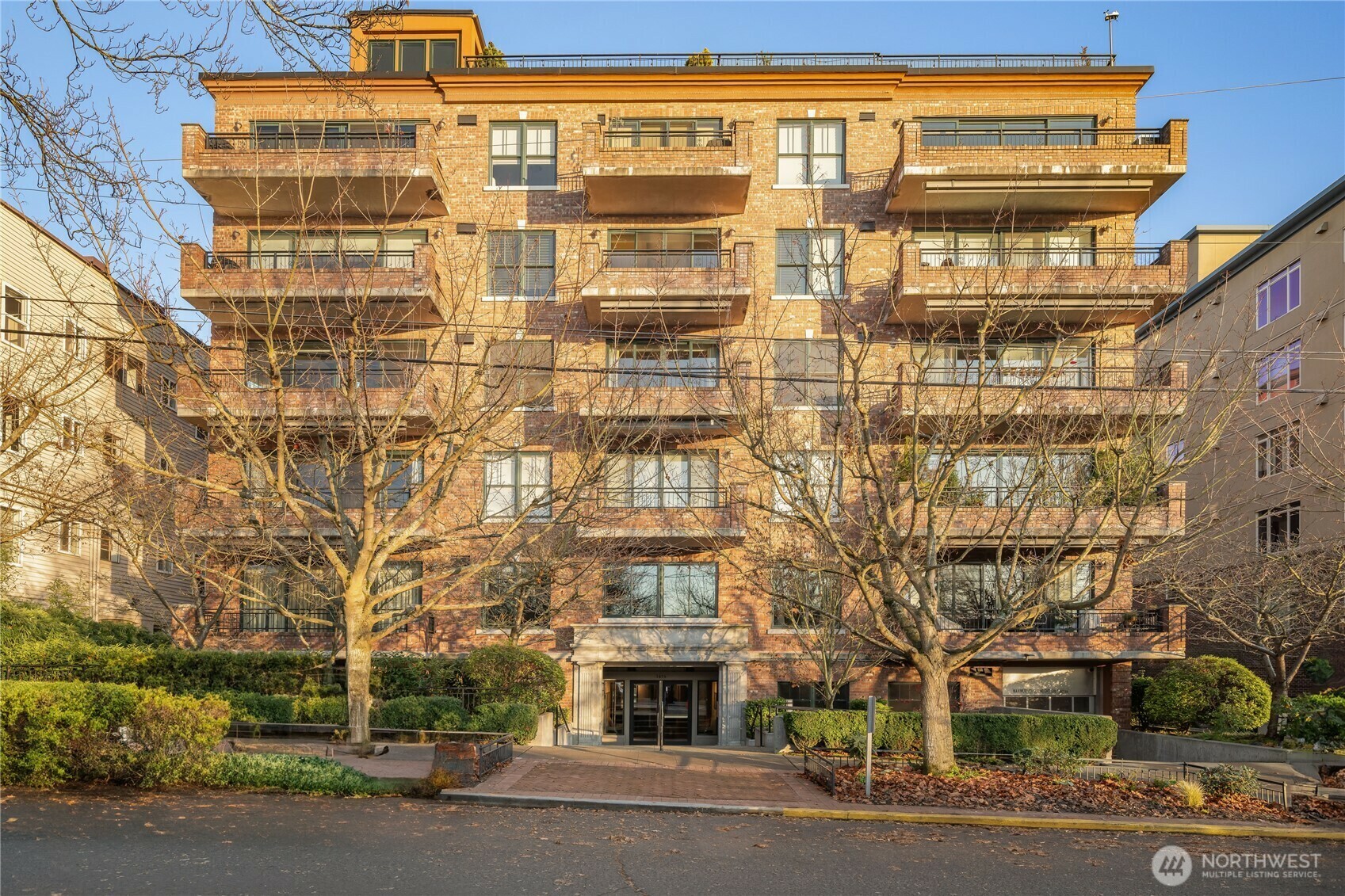 1414  1st Avenue W 403  Seattle WA 98119 photo