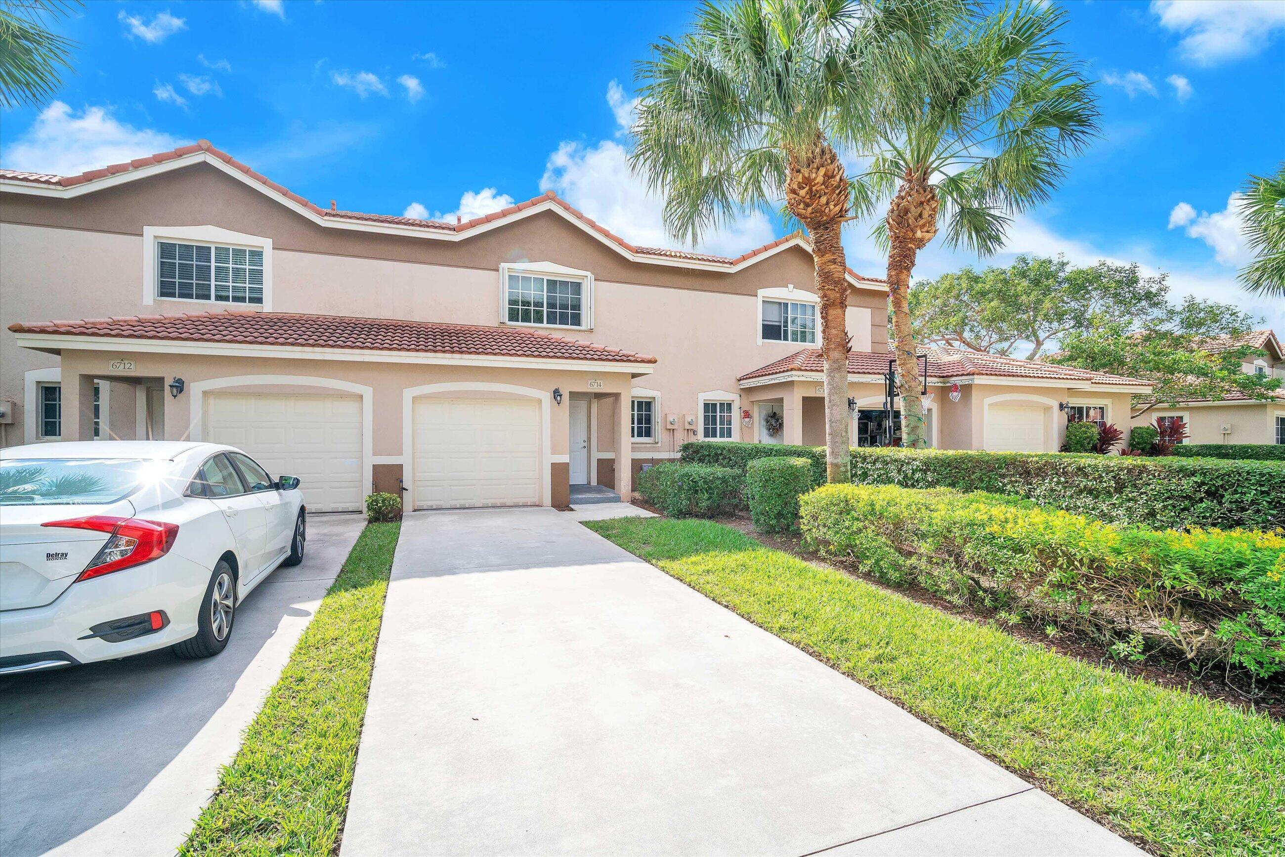 Property Photo: 6714 Old Farm Trail FL 33437