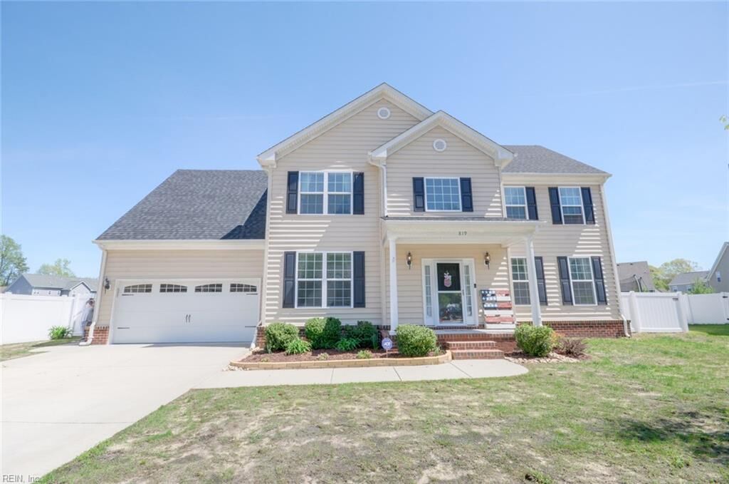 Property Photo: 819 Aaron Culbreth Court VA 23322