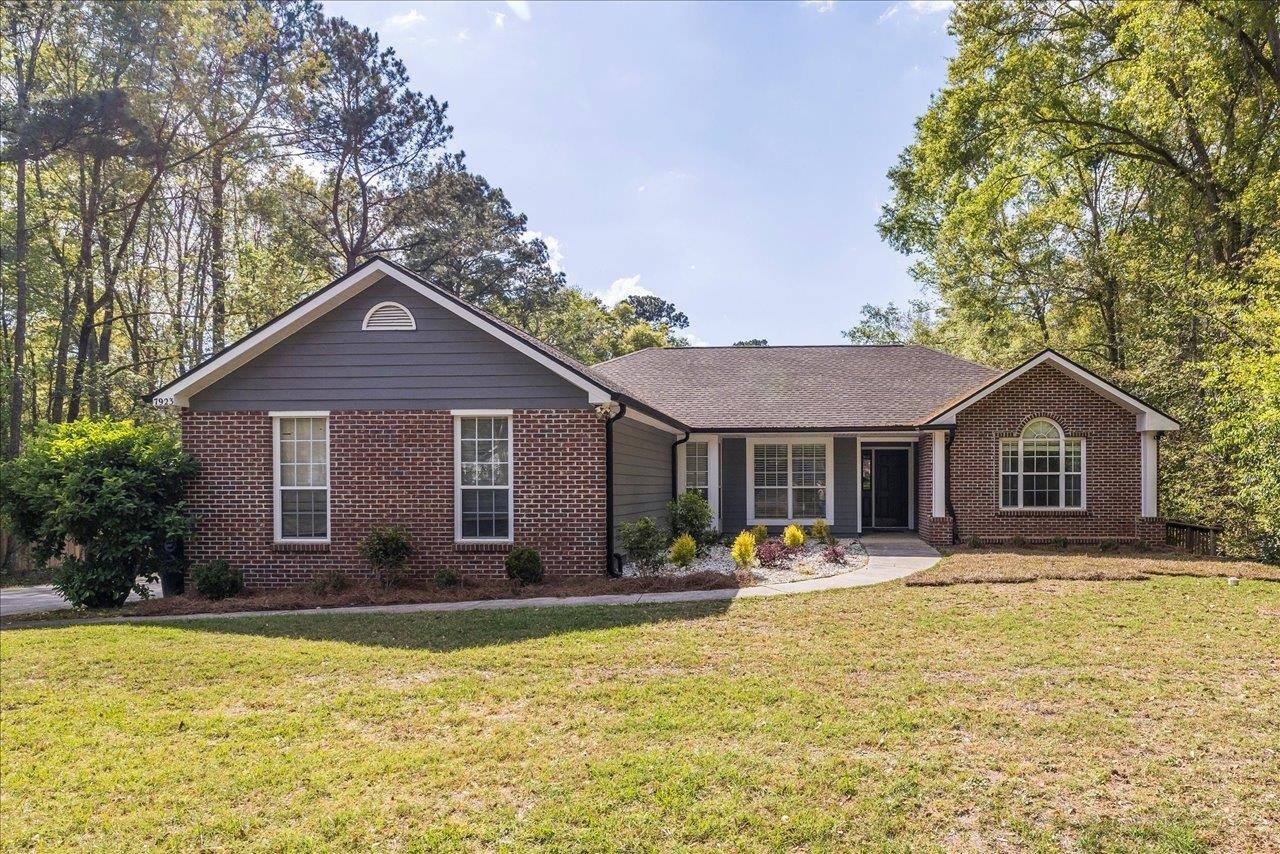 Property Photo: 7923 Reynolds Drive FL 32312