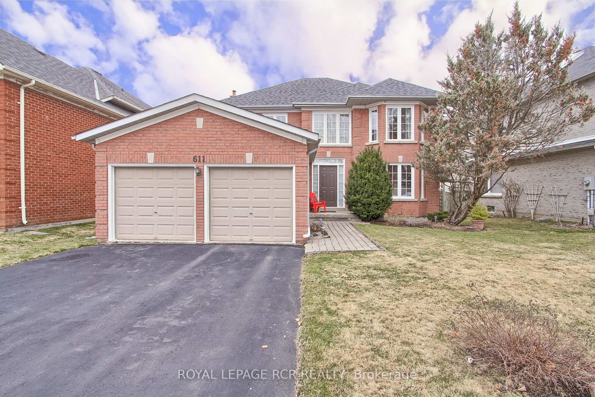 Property Photo: 611 Gagnon Place ON L3X 1V8