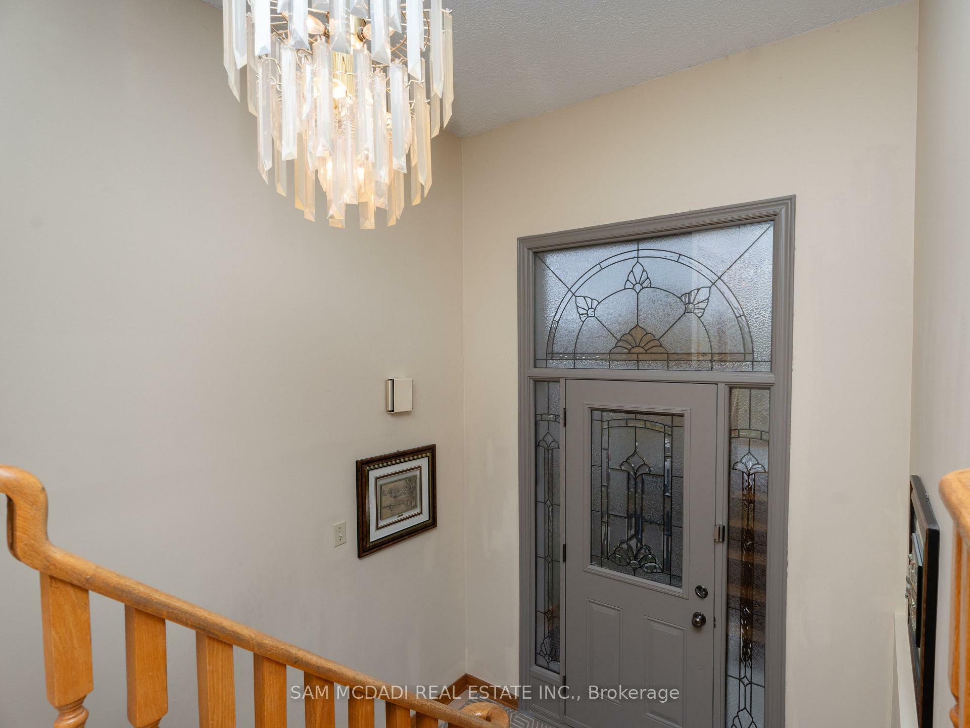 Property Photo: 5472 Bourget Drive ON L5R 3C9