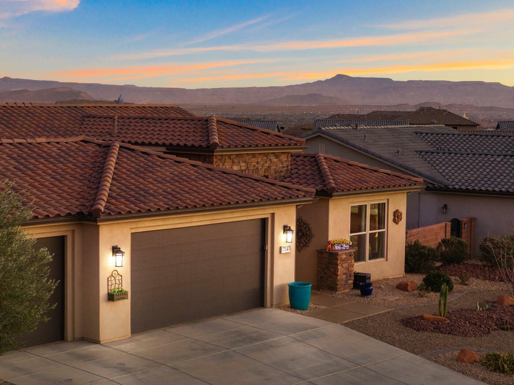 Property Photo: 714 N Millcreek Springs Dr UT 84780