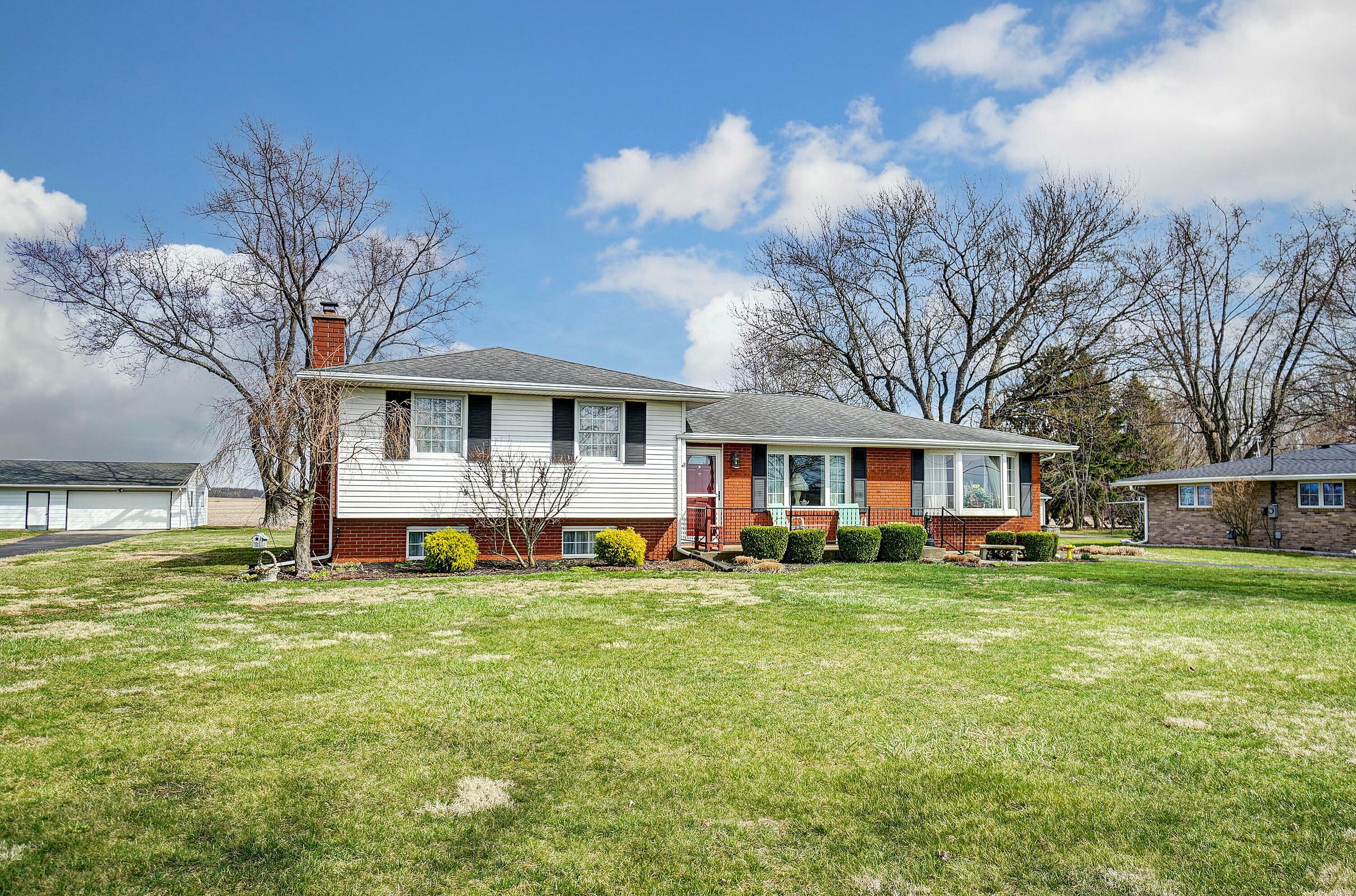 Property Photo: 910 Bowman Road OH 45505