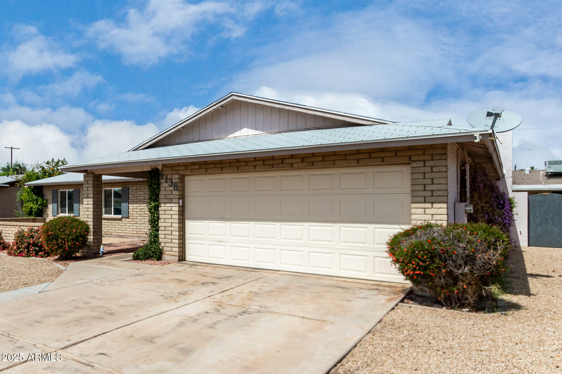 Property Photo: 4138 W Barbara Avenue AZ 85051