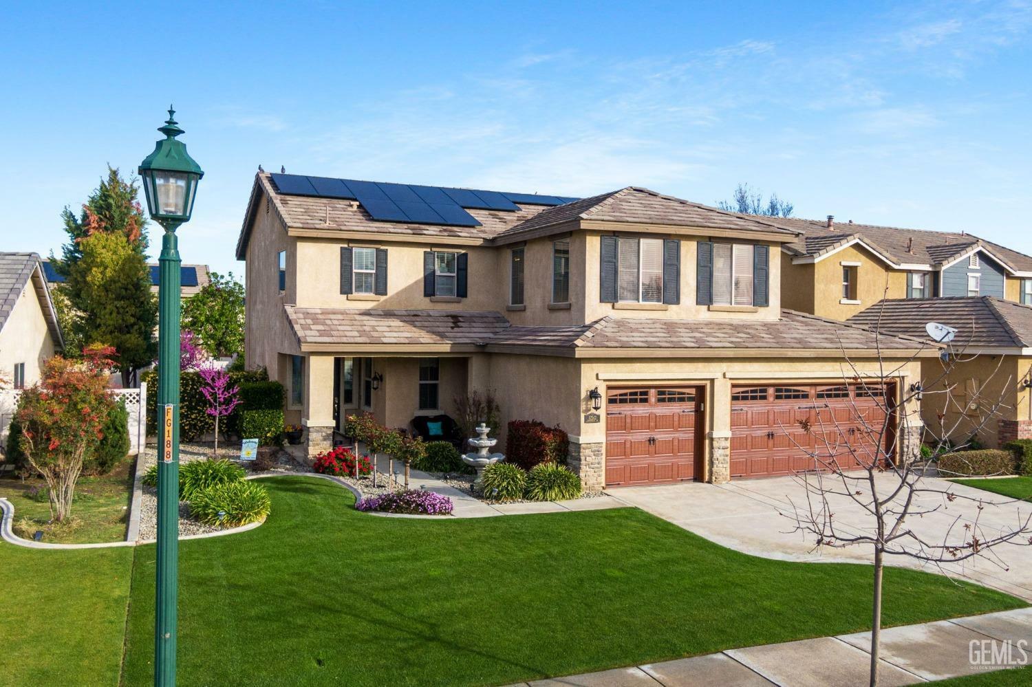 Property Photo: 12512 Cheswolde Drive CA 93312