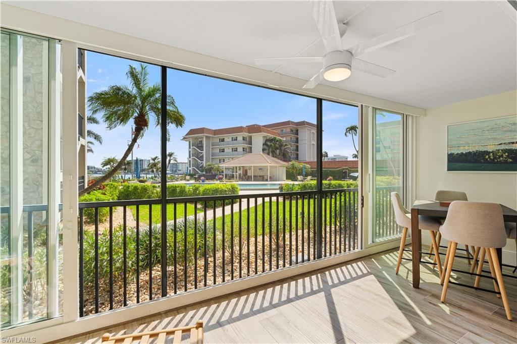 Property Photo:  222 Harbour Dr 104  FL 34103 