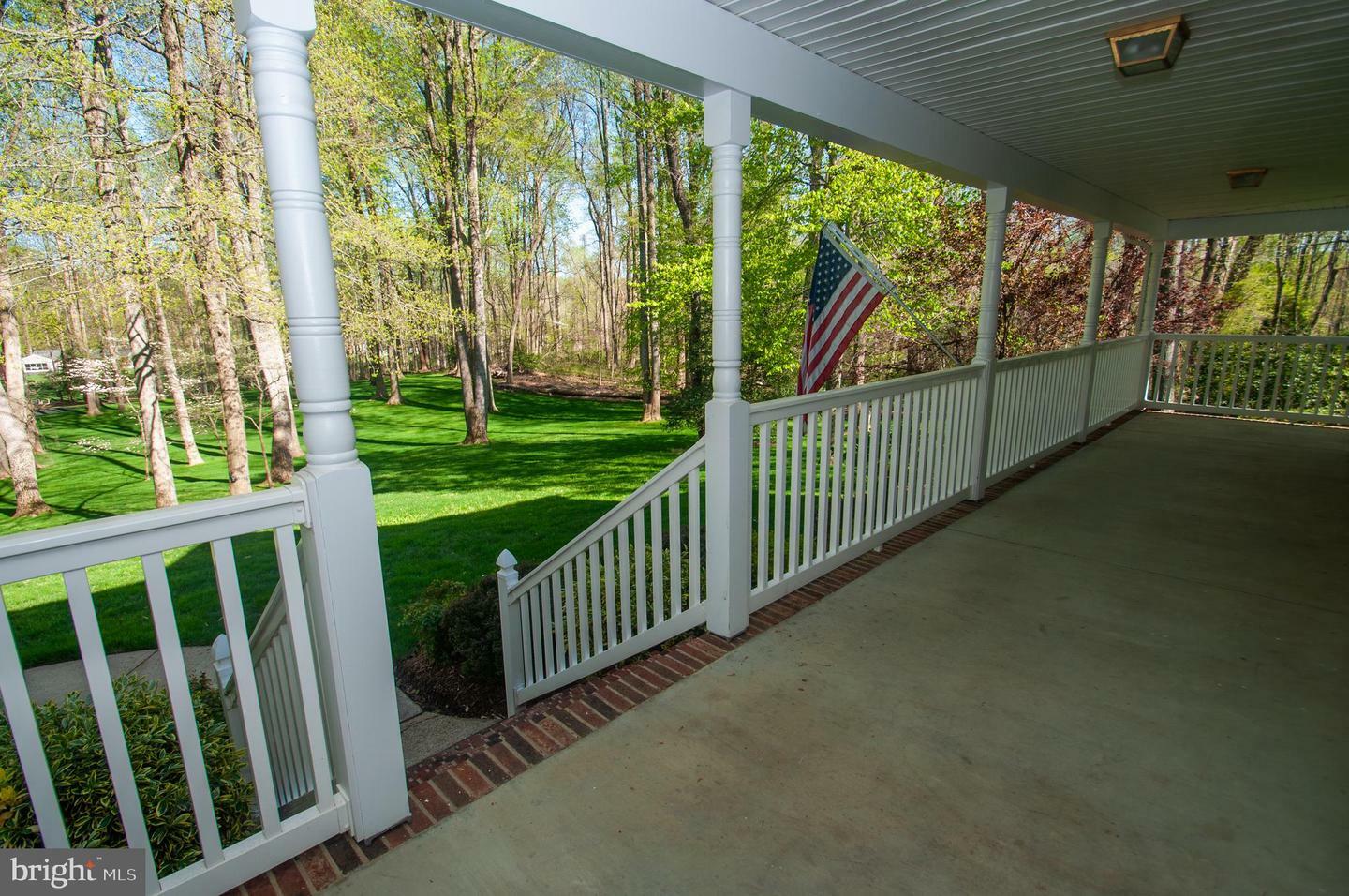 Property Photo: 6855 Maxwell Drive MD 20637
