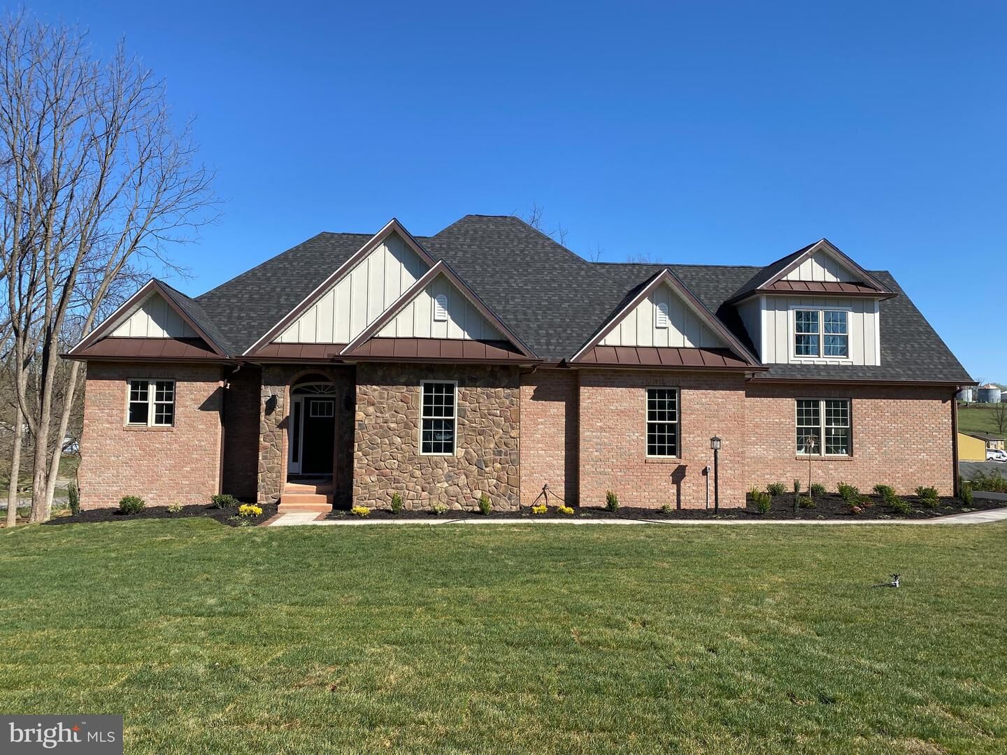 Property Photo: 71 Amtower Way WV 25425