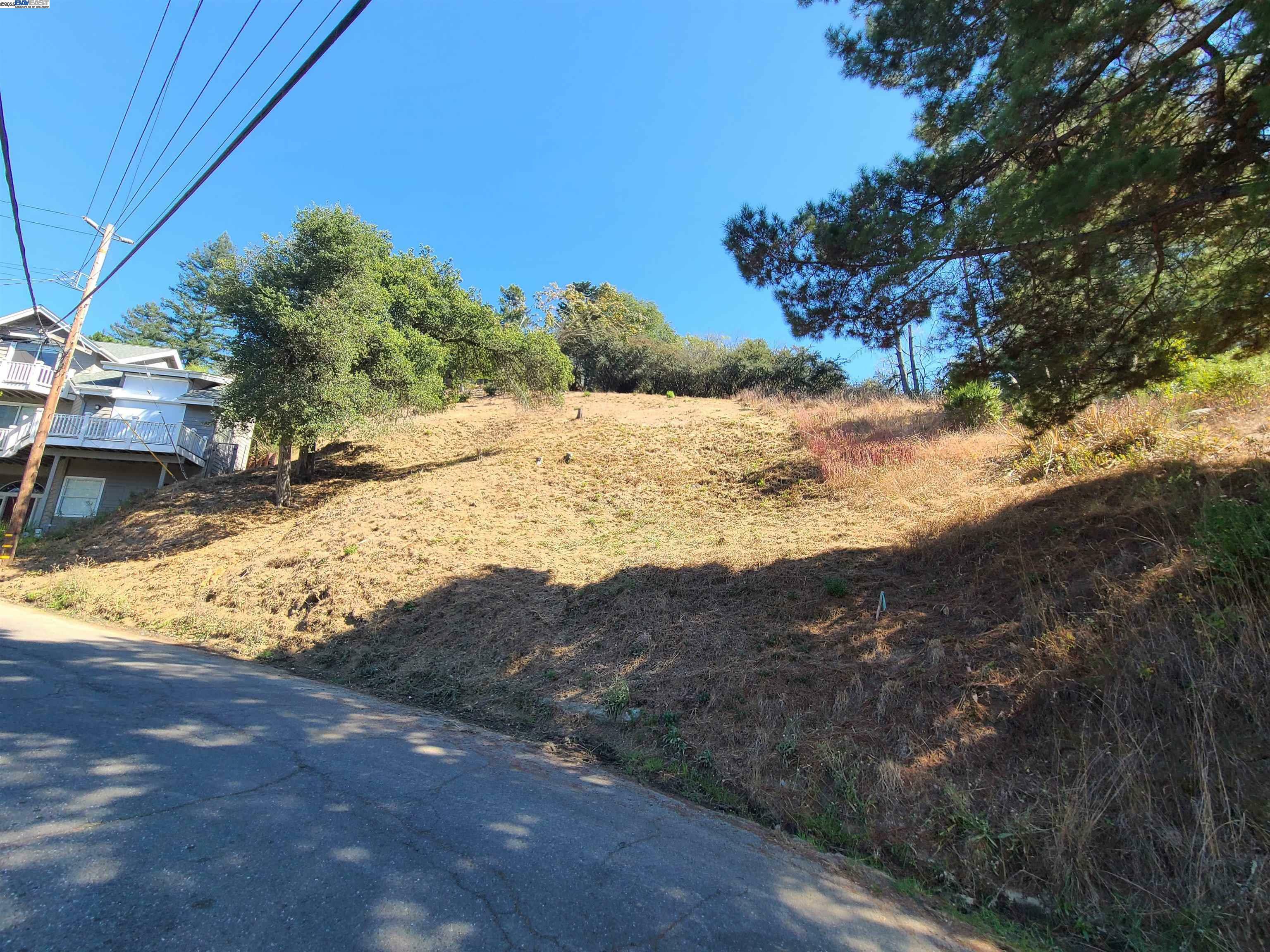 Property Photo: 6842 Armour Dr CA 94611