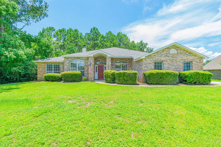 Property Photo:  1855 Sparrow Lane  FL 32566 
