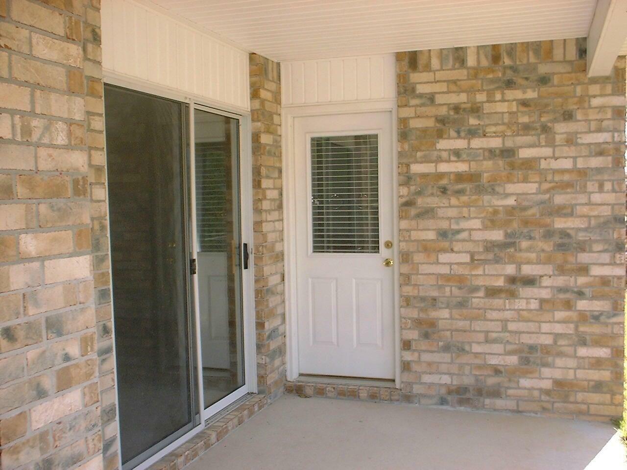 Property Photo:  1855 Sparrow Lane  FL 32566 