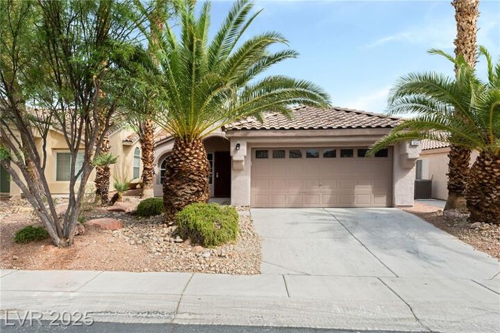 Property Photo: 1854 Oak Bluffs Avenue NV 89032