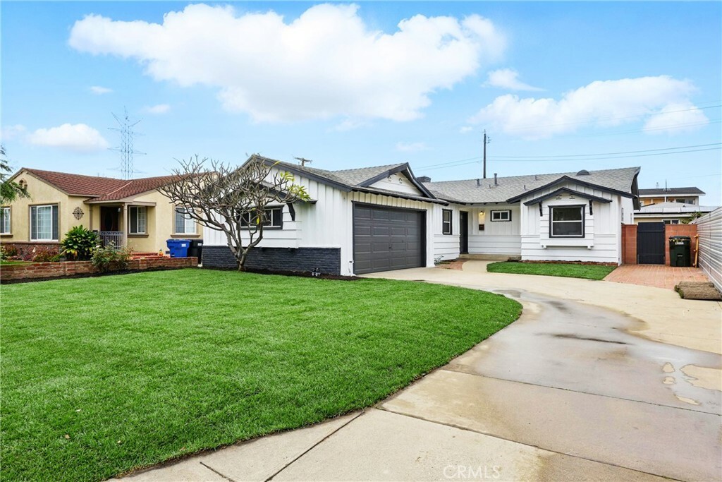 Property Photo: 5521 Calico Avenue CA 90660