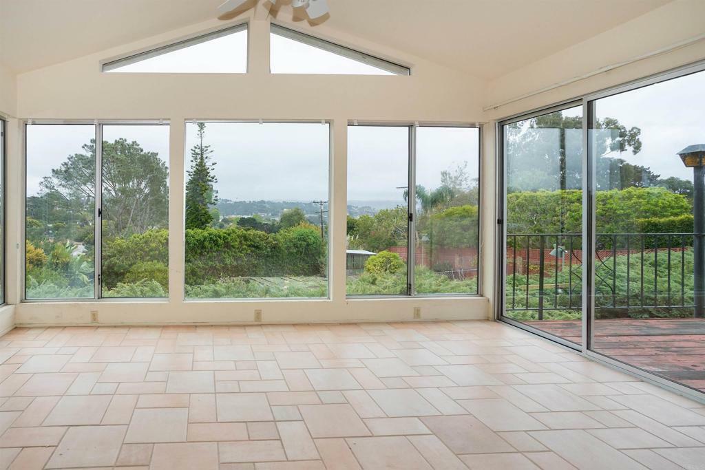 Property Photo: 557 Canyon Dr CA 92075