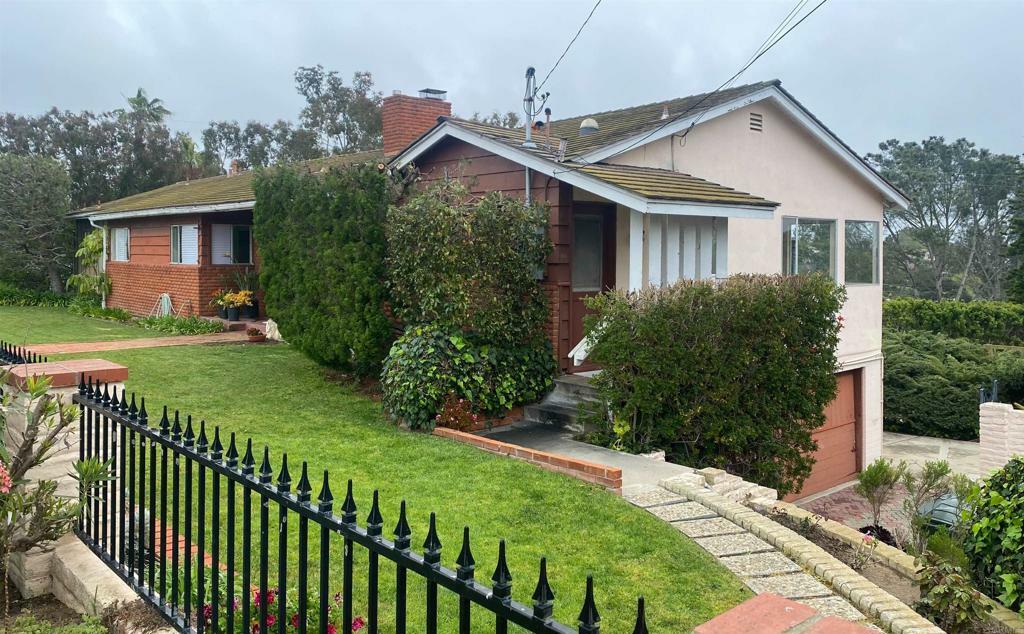 557 Canyon Dr  Solana Beach CA 92075 photo