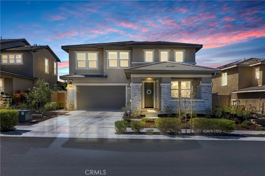 Property Photo: 39463 Dayspring Way CA 92591