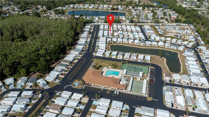 Property Photo:  182 Caravan Circle  FL 33903 