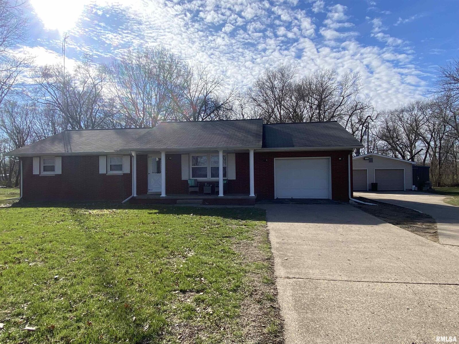 Property Photo: 14482 State Route 78 IL 62644