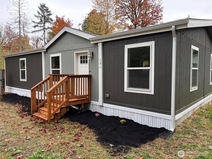 Property Photo:  131 E Kingston Way  WA 98584 