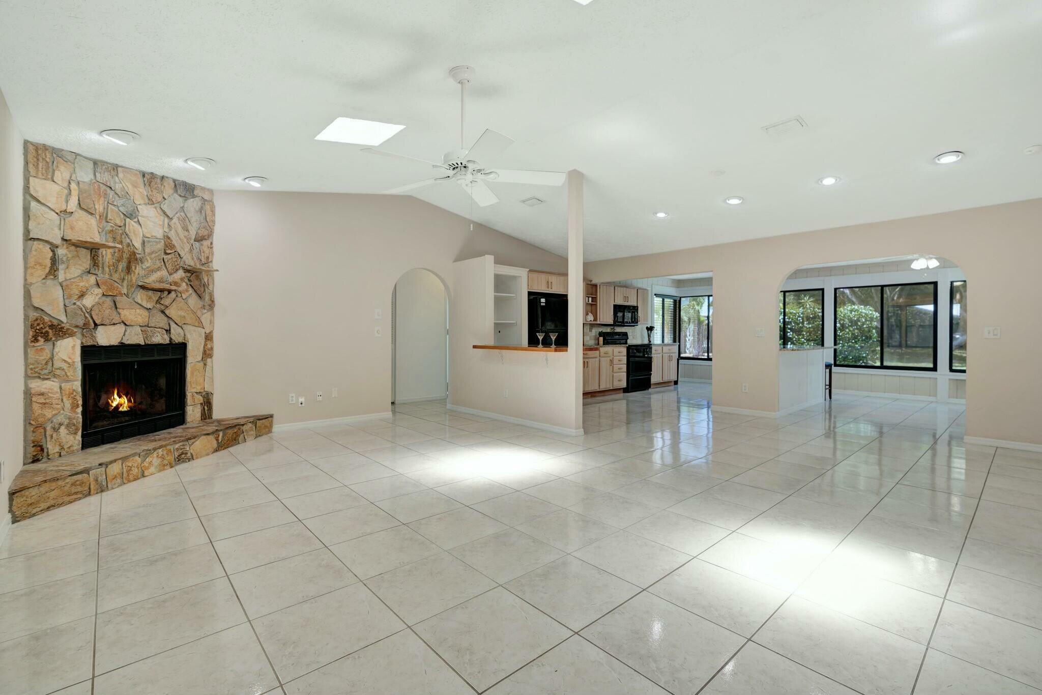 Property Photo: 5686 SE Sailfish Way FL 34997