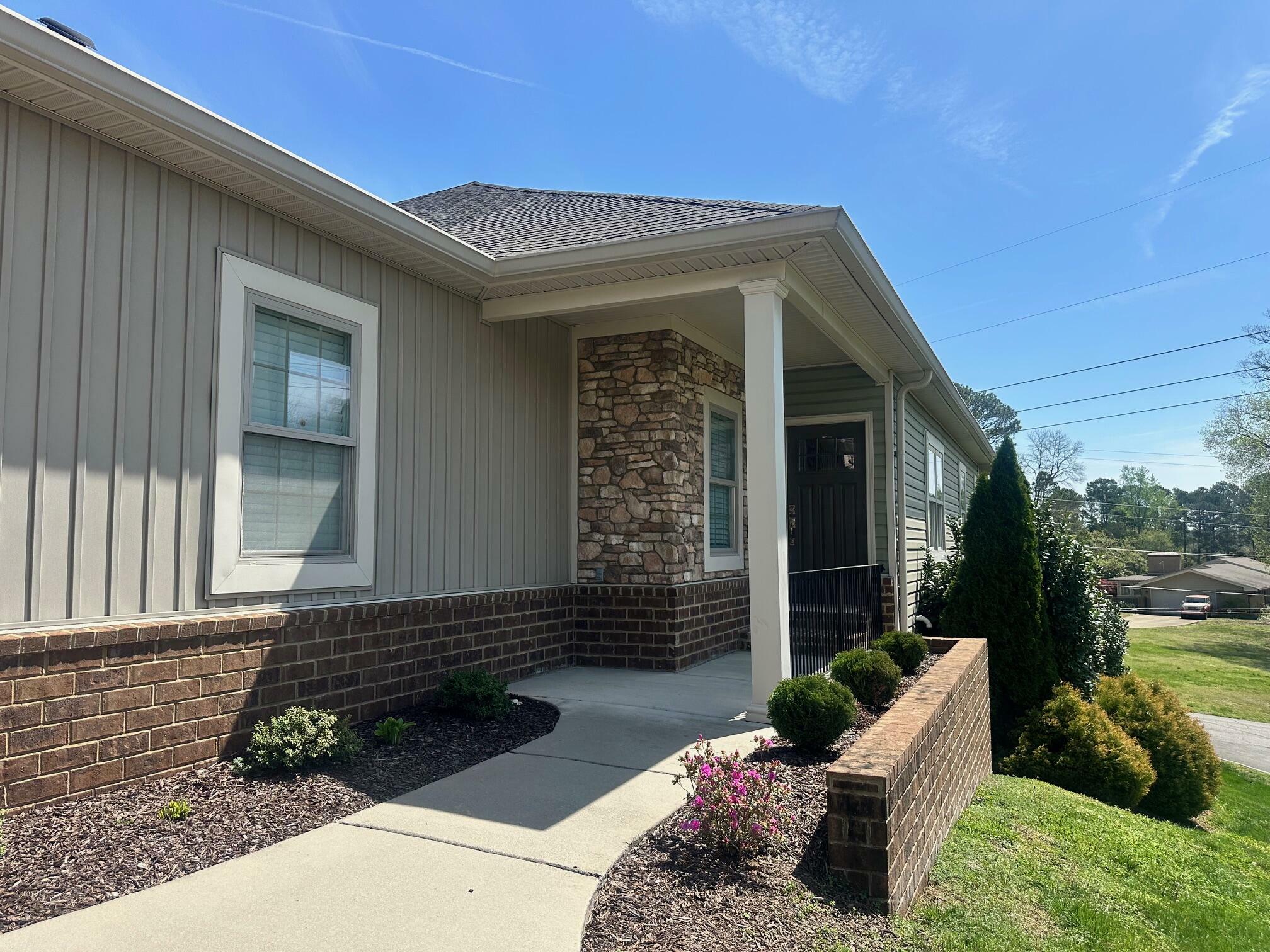 Property Photo: 1940 Glenhaven Cove NW TN 37311