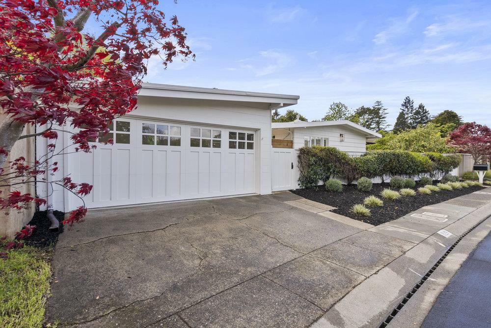 Property Photo:  329 San Rafael Avenue  CA 94920 