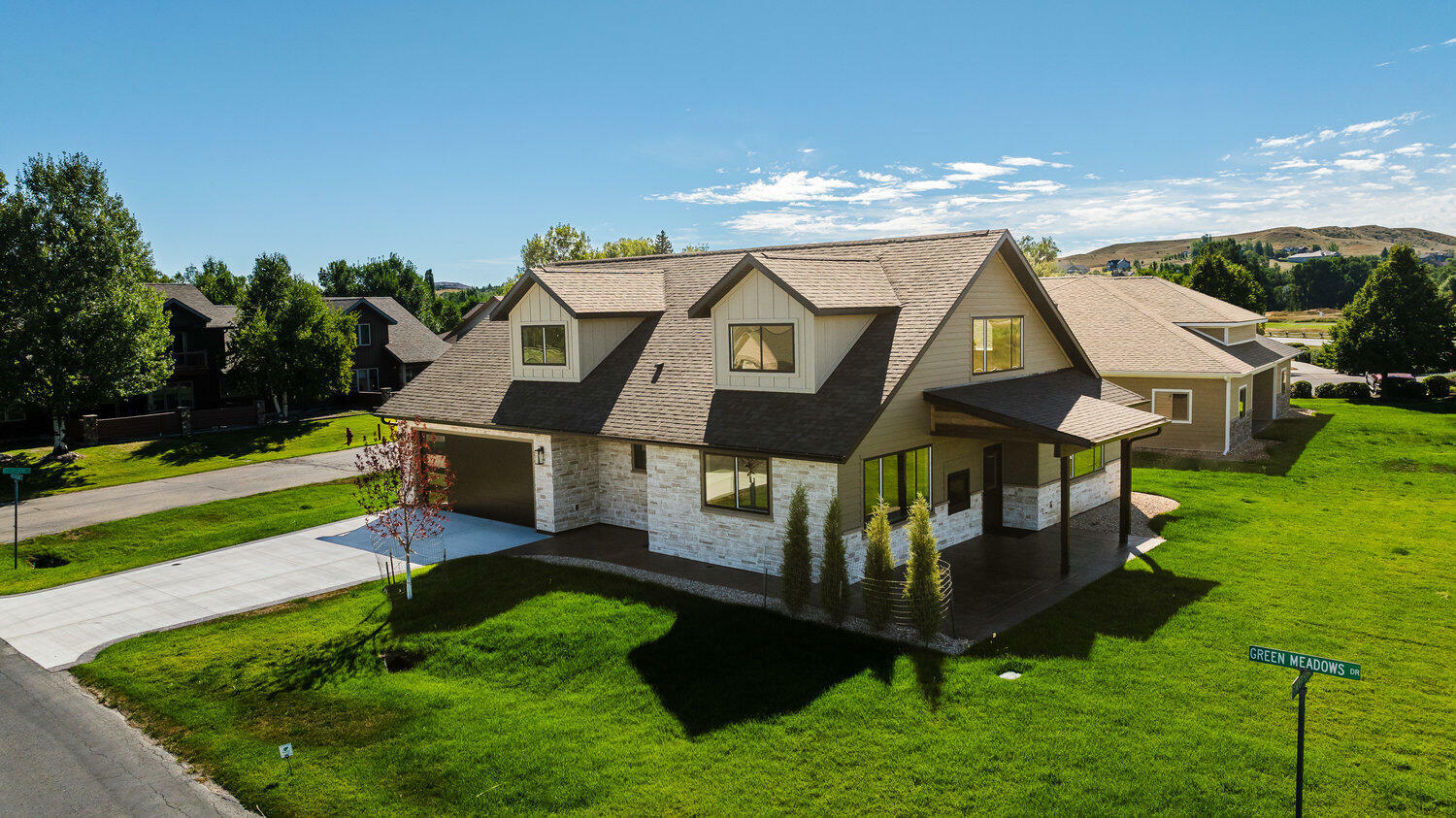 Property Photo:  3 Green Meadows Drive  WY 82801 