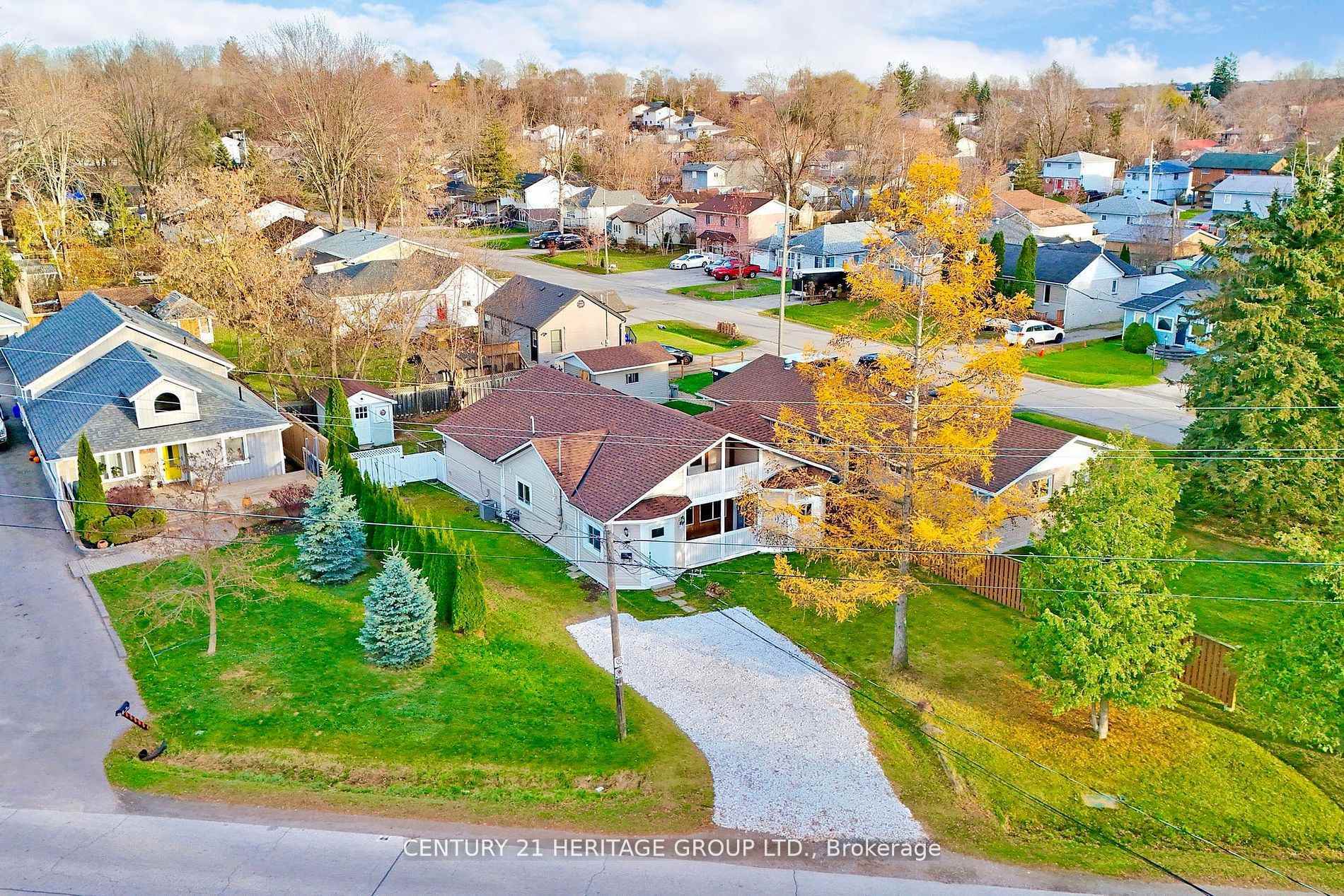 Property Photo: 493 Lake Drive S ON L4P 1R5