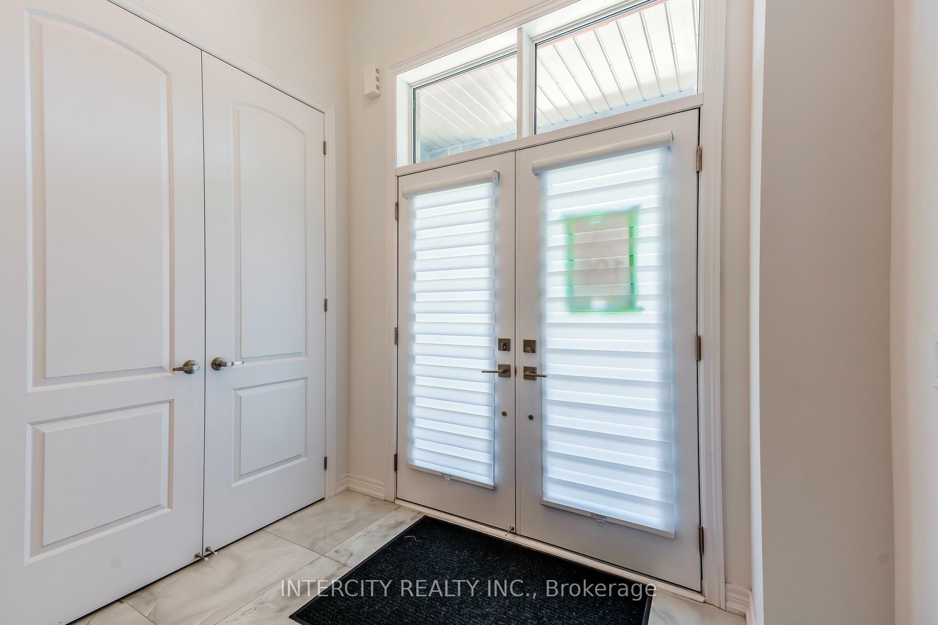 Property Photo: 59 Harpin Way W ON N1M 0H8