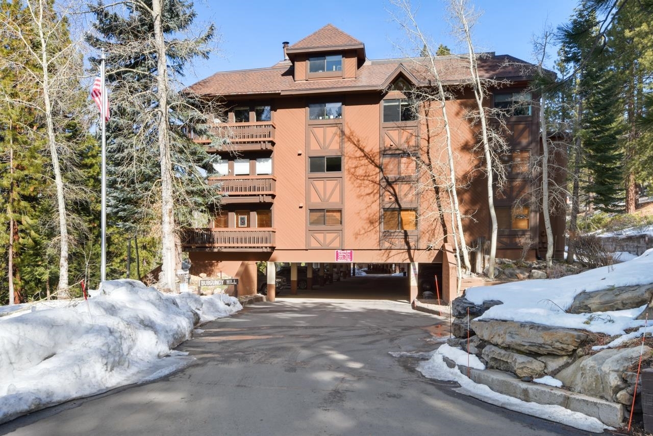 Property Photo: 335 Ski Way 297 NV 89451