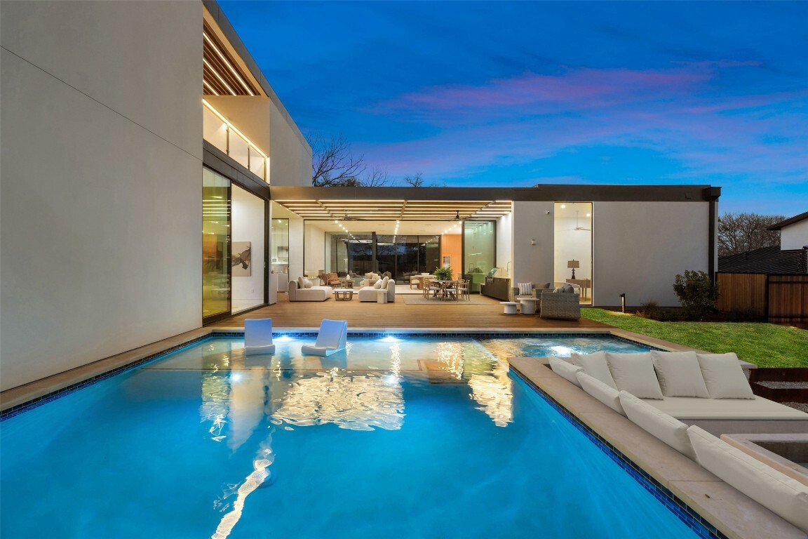 Property Photo: 2605 Rockingham Drive TX 78704