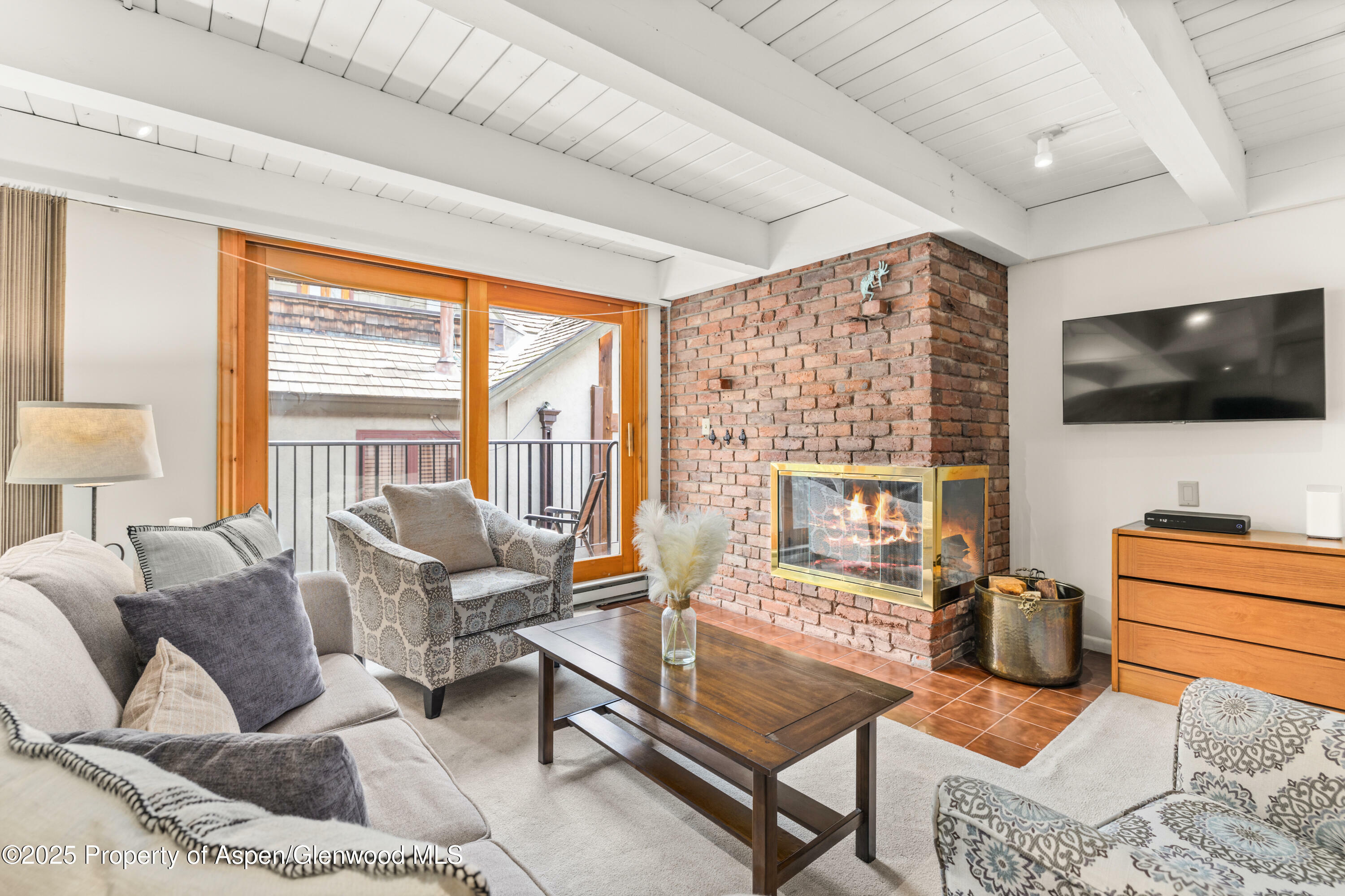 Property Photo: 901 E Hyman Avenue 14 CO 81611