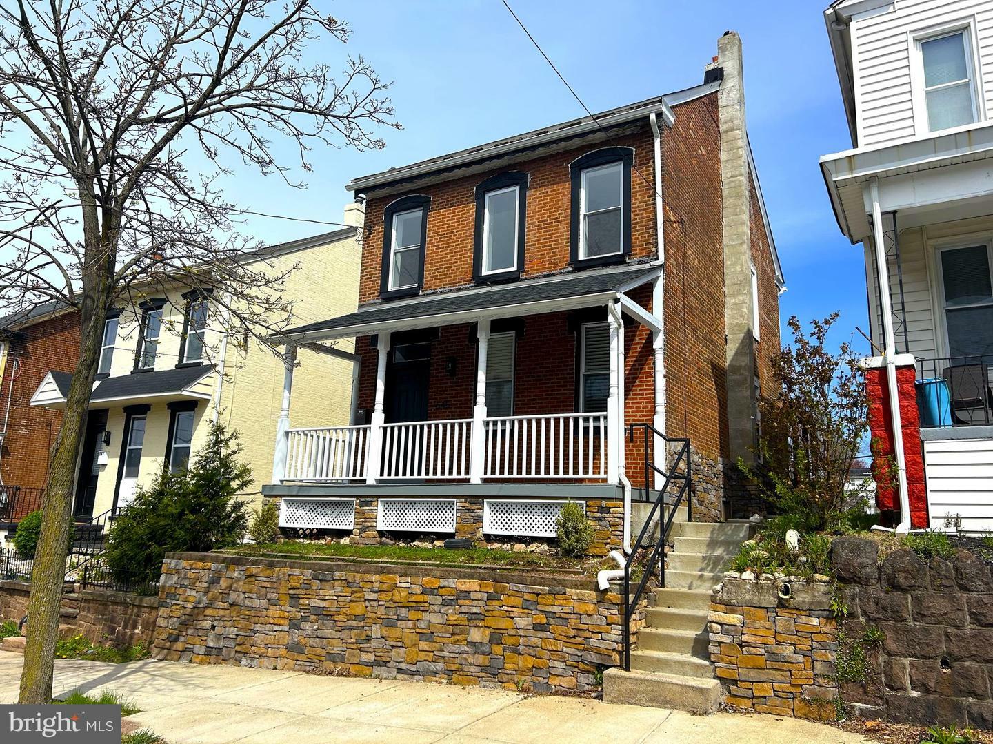 645 Walnut Street  Pottstown PA 19464 photo