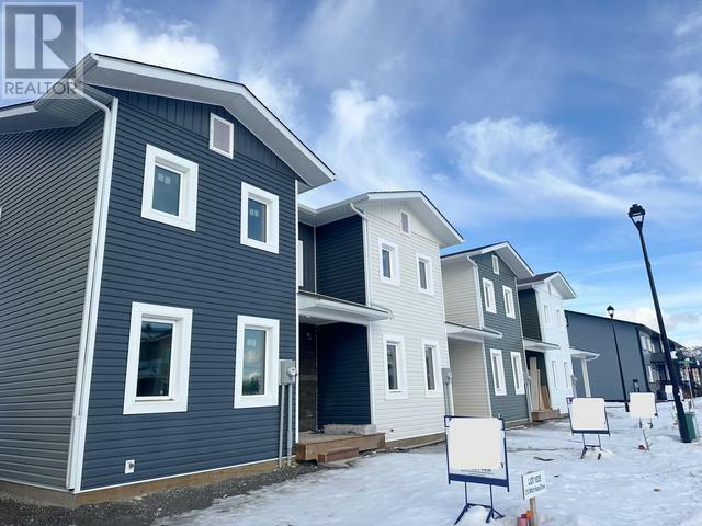 Property Photo:  221 Witch Hazel Drive  YT Y1A 5W5 