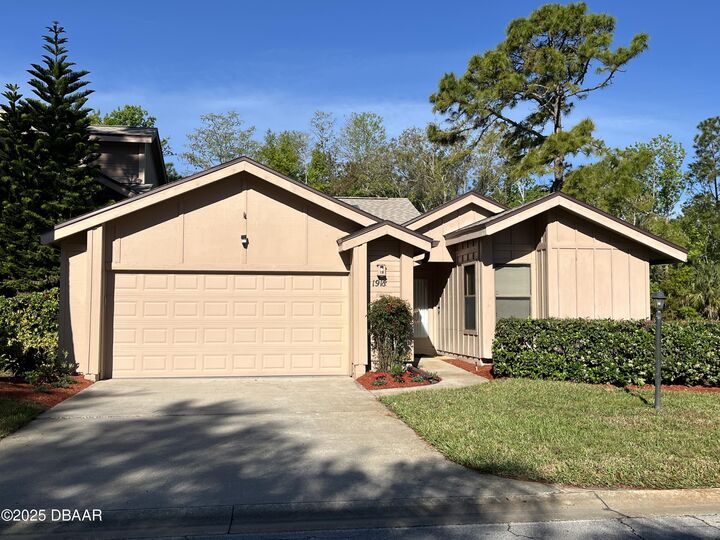 1918 Whisperwood Way 10  Port Orange FL 32128 photo