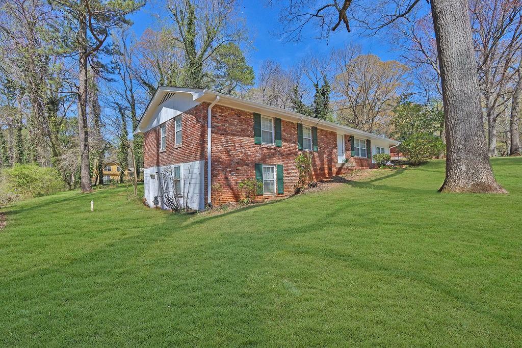 Property Photo: 272 Colchester Drive GA 30088