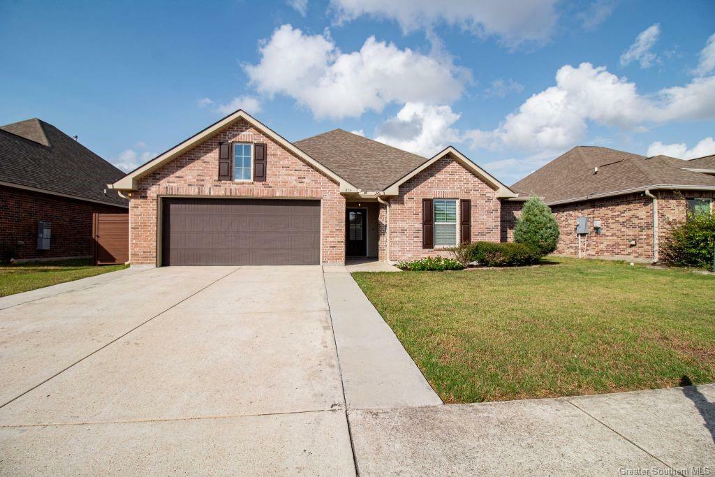 Property Photo: 324 Long Hill Drive LA 70665