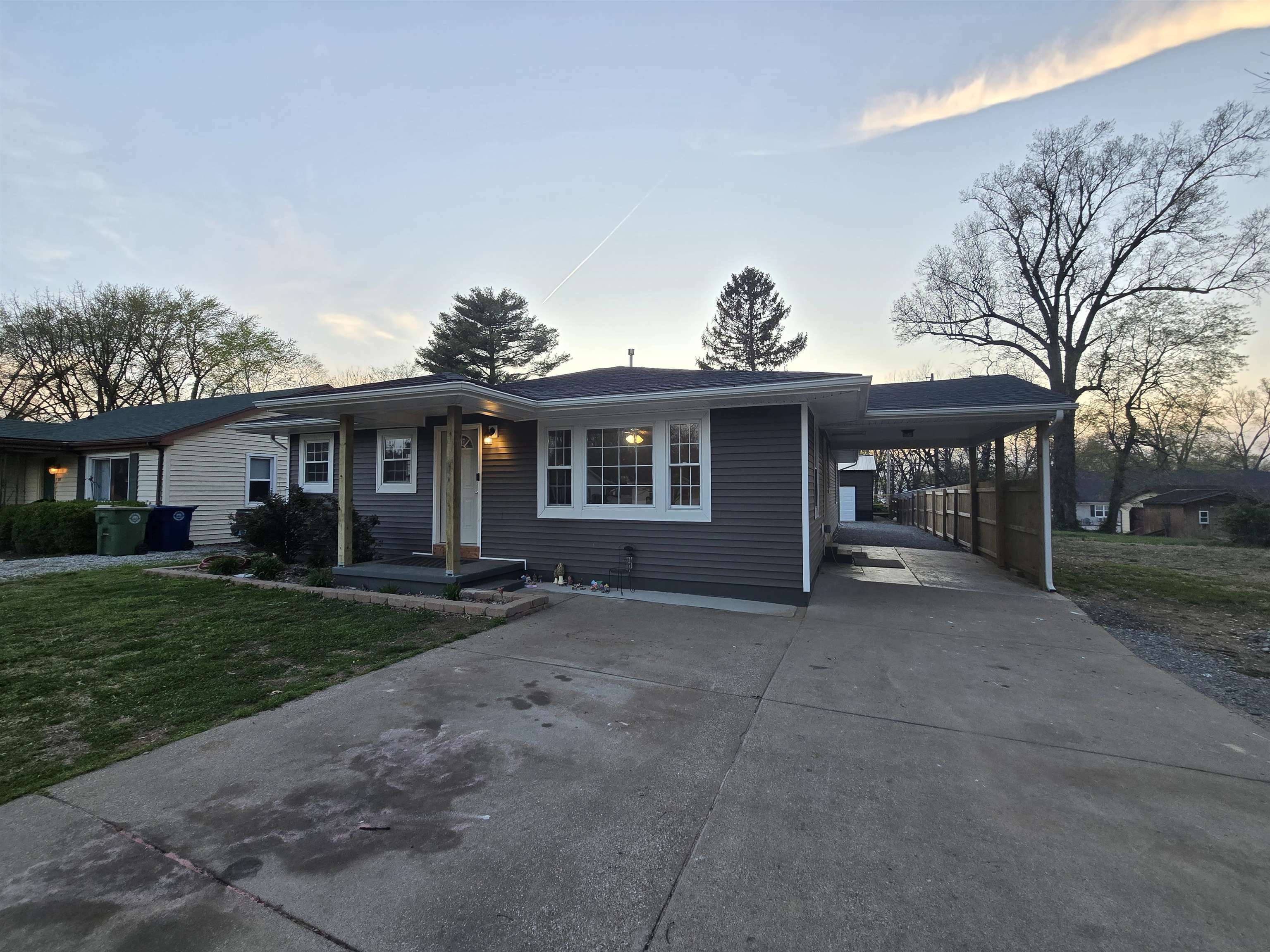 Property Photo: 19 Willow Dr. KY 42420