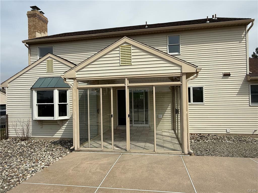Property Photo: 1133 Sherwood Drive PA 18059