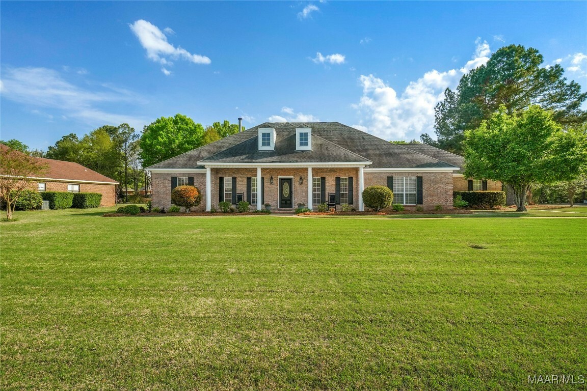 Property Photo: 95 Cedar Ridge Drive AL 36093