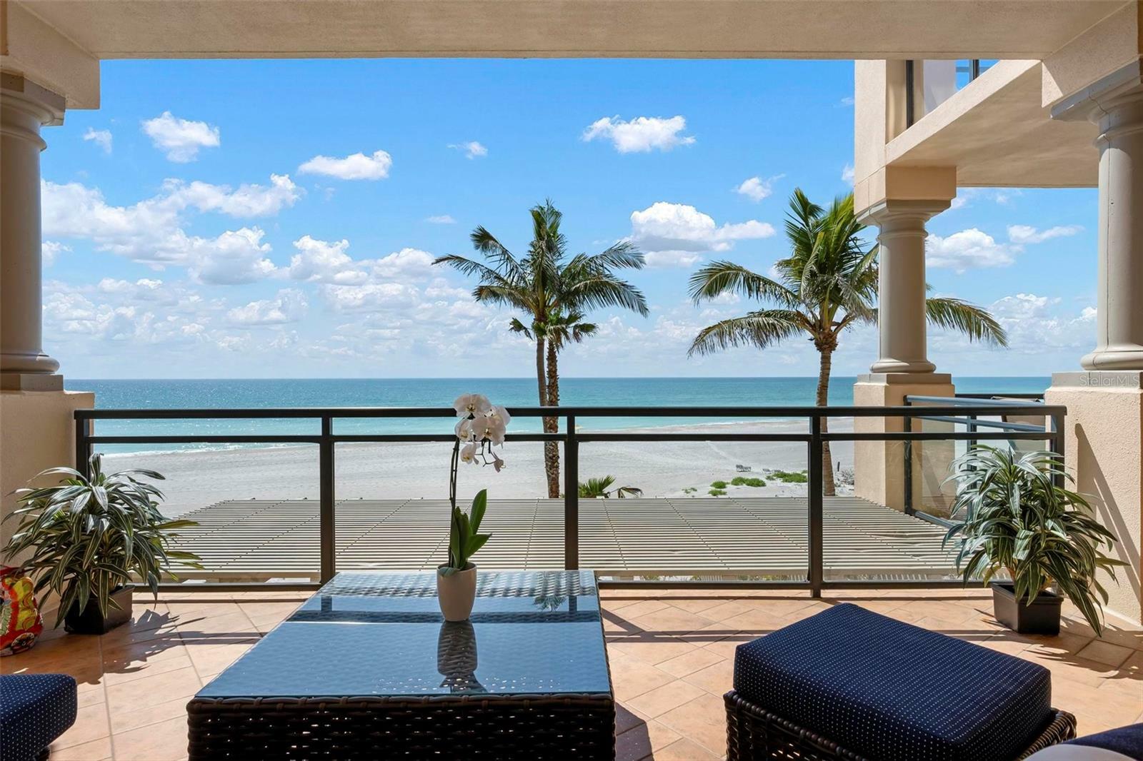 Property Photo: 2333 Gulf Of Mexico Dr 1A2 FL 34228