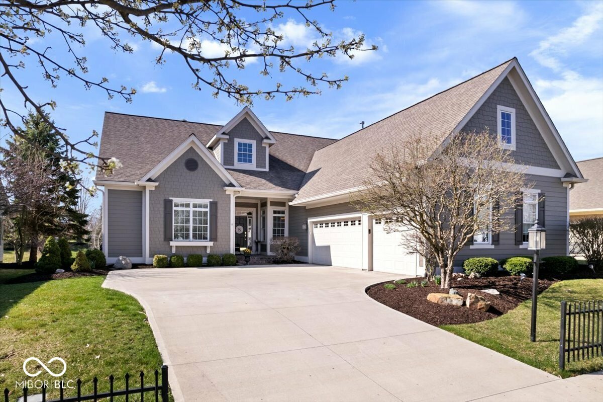 Property Photo: 743 Hanover Close IN 46077
