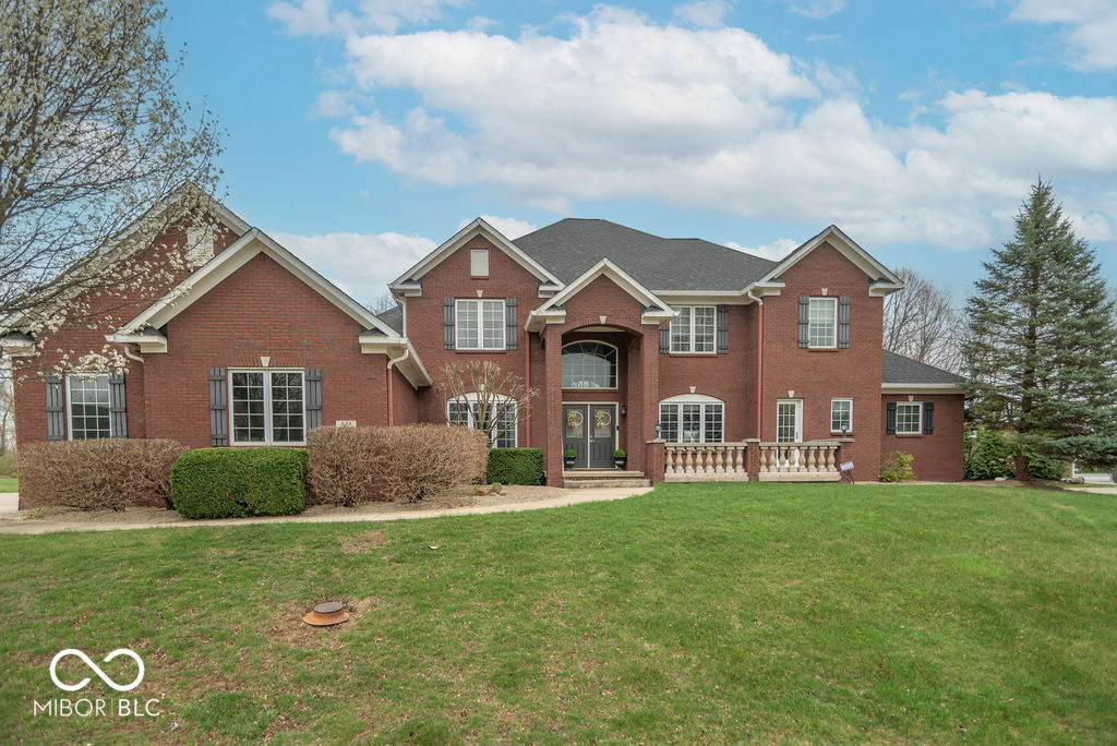 Property Photo: 633 Foxboro Drive IN 46123