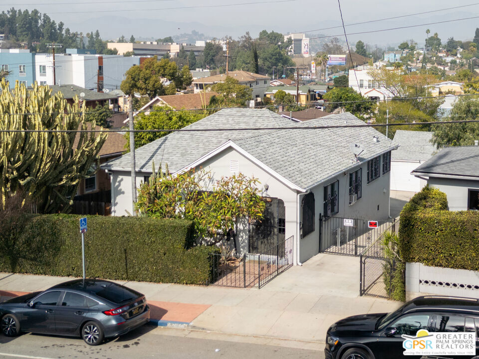 Property Photo:  2461 Wabash Avenue  CA 90033 