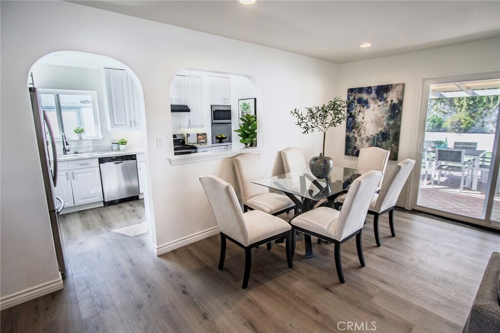 Property Photo: 17109 Index Street CA 91344