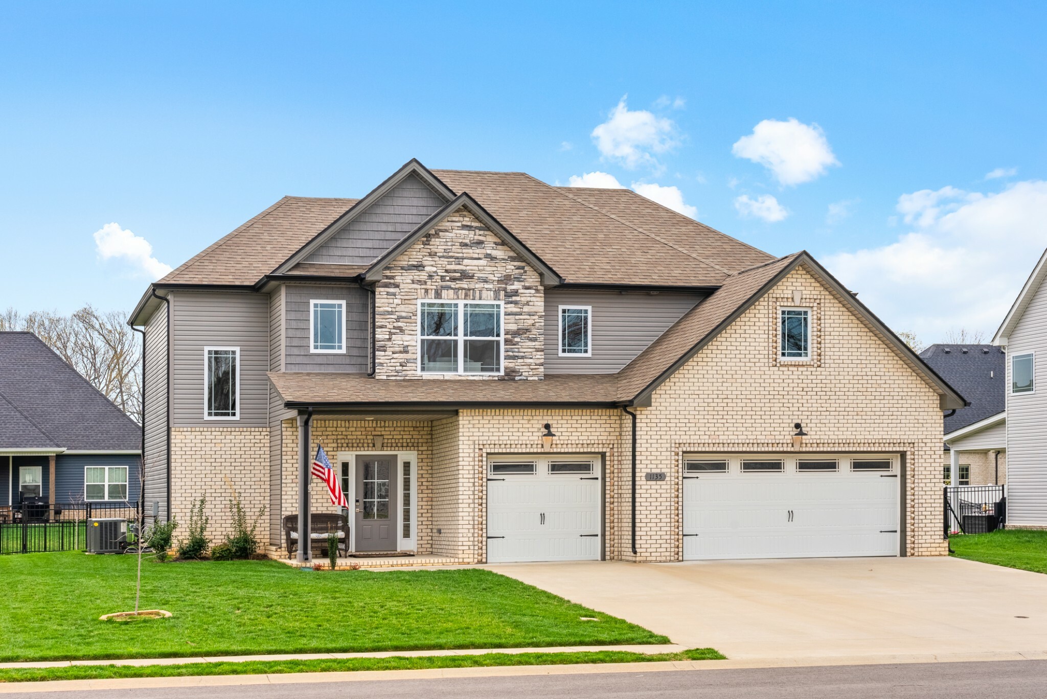 Property Photo: 1135 Chagford Dr TN 37043